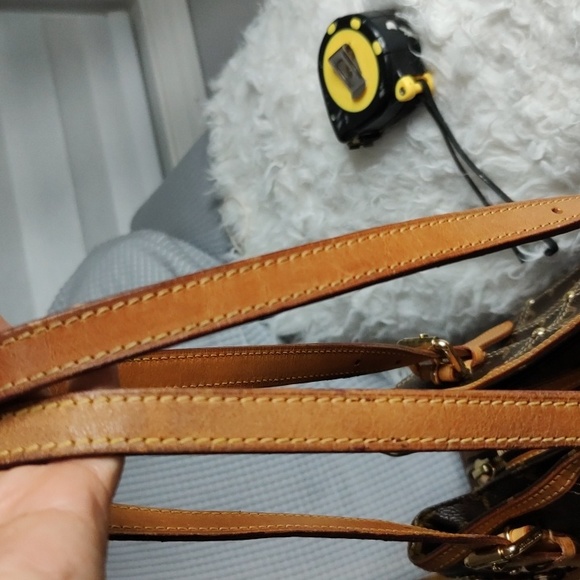 SOLD--Authentic Louis Vuitton monogram Rivette shoulder bag w/box and dust bag - Picture 9 of 16